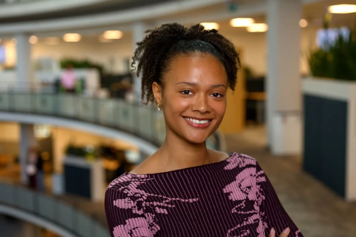 portretfoto Caitin, HR Adviseur bij Greenchoice
